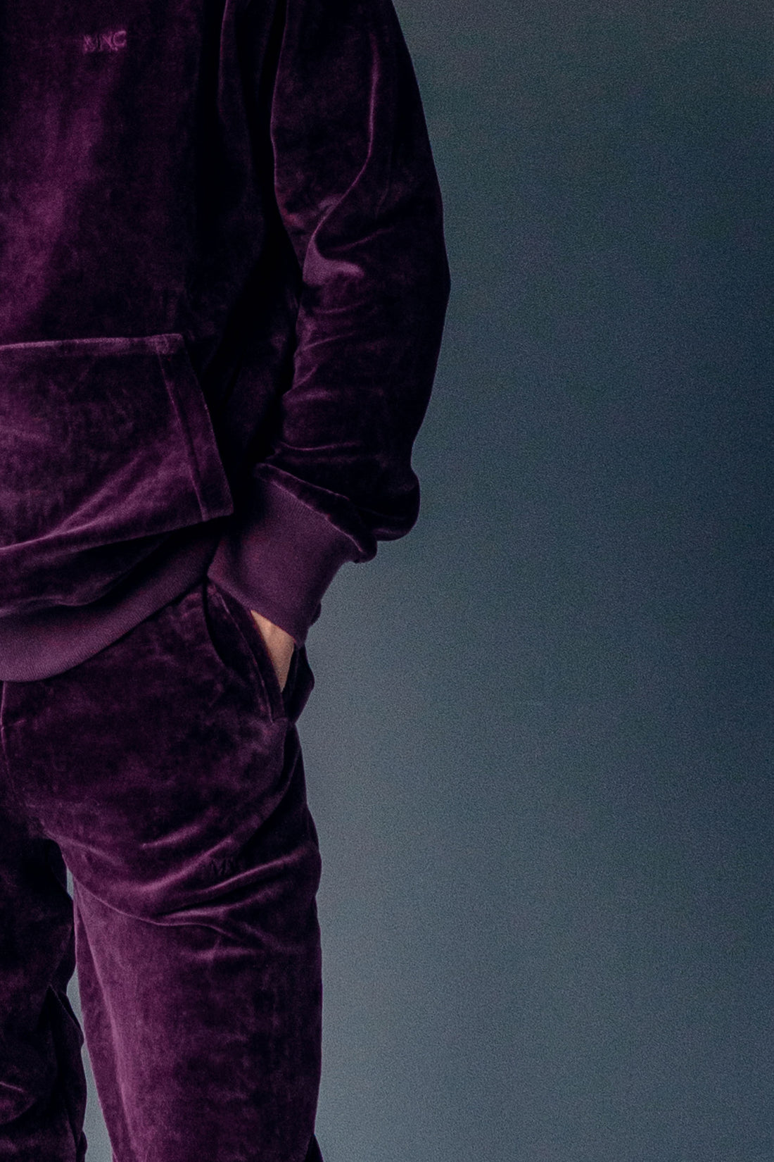 VELOUR JOGGER 2.0 // LIMITED EDITION IN LILA